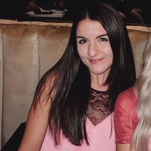 Meet your Posher, Kayla